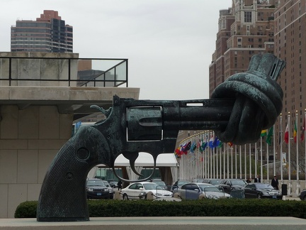NYC09-208